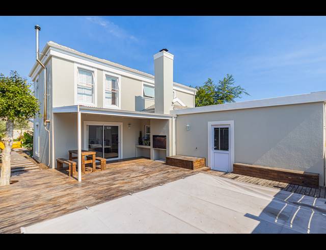 4 BEDROOM FREESTANDING FOR SALE IN SUNNINGDALE